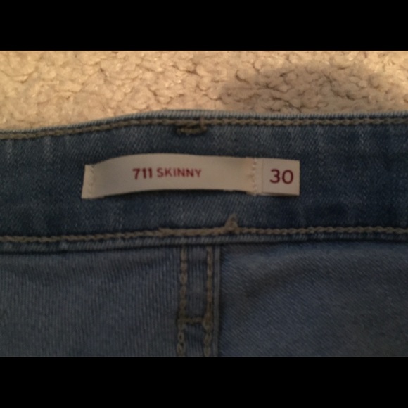 711 skinny Levi Jeans size 30 - Picture 7 of 7